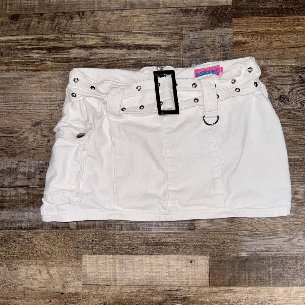 Edikted White Cargo Mini Skirt Belted Y2K Utility Skirt Women’s Medium